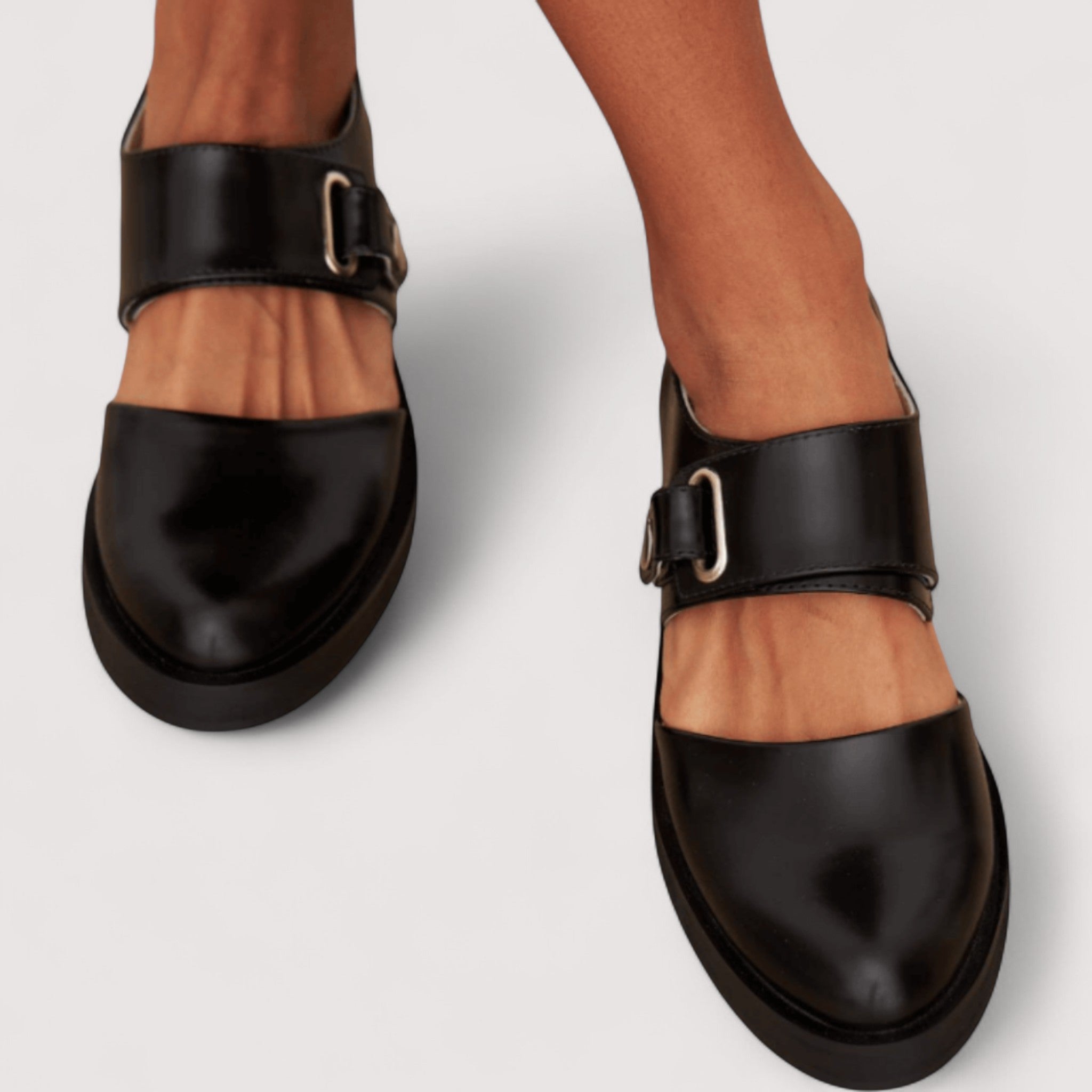Sofia - Timeless Elegant Sandals