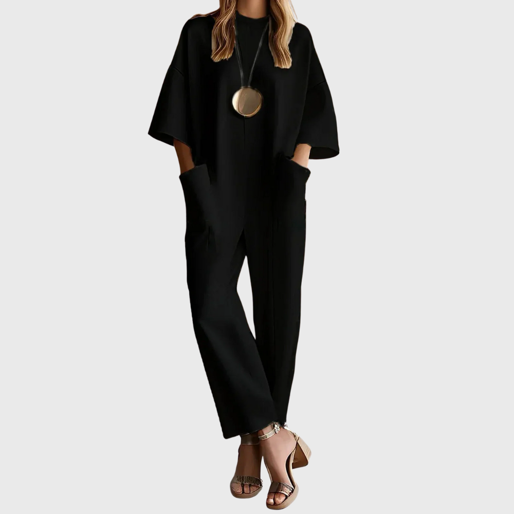 Elegant short-sleeved jumpsuit